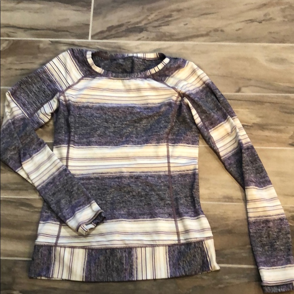 Lululemon athletica long sleeve top
